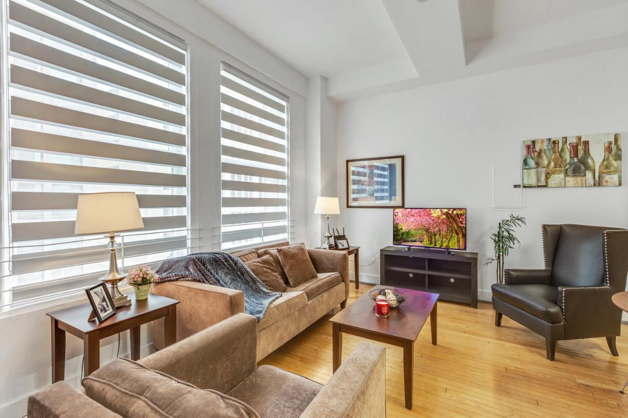 Deluxe Apartment,1225385357:JPEG