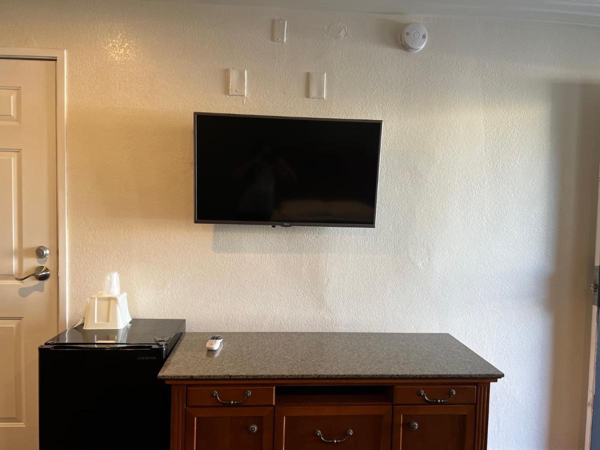 Single Room - Disability Access