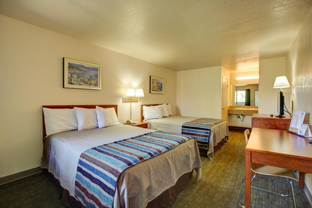 Standard Room Two Queen Beds