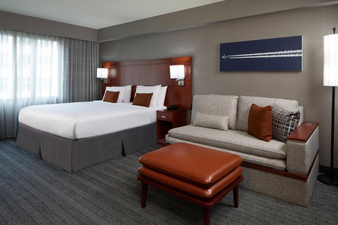 Larger King Room with Sofa Bed