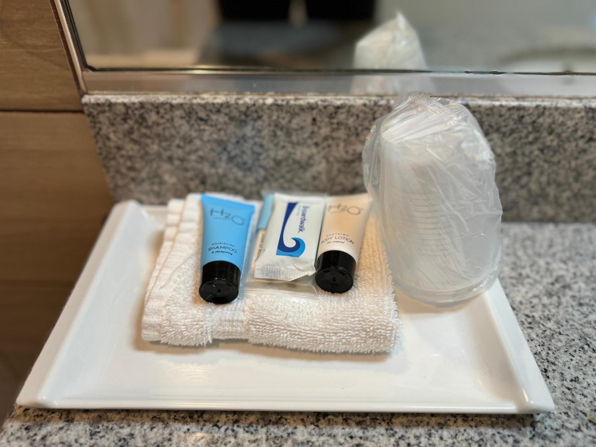 King Room,1539181303:JPEG