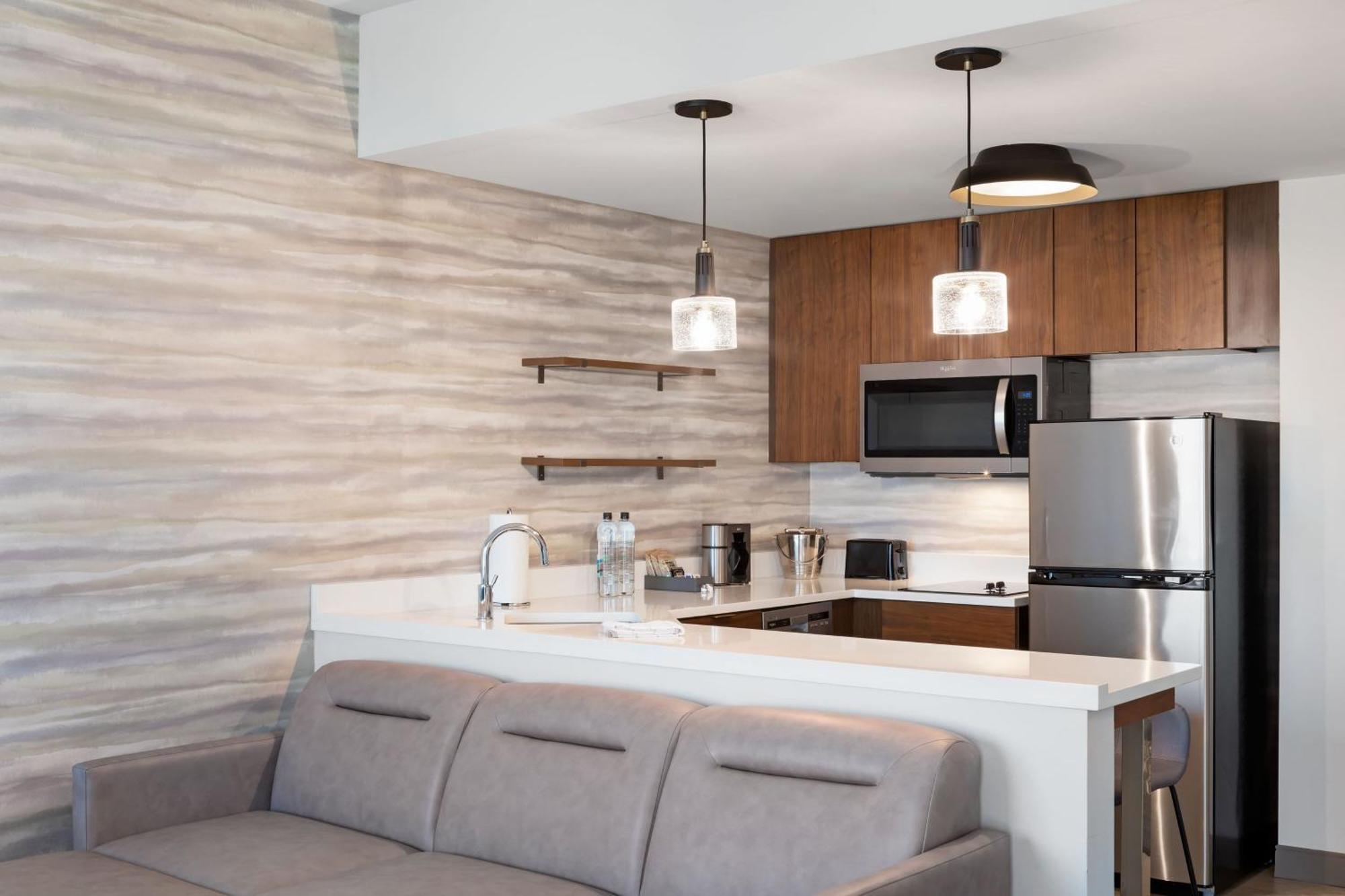 King Studio with Partial Water View - Hearing Accessible