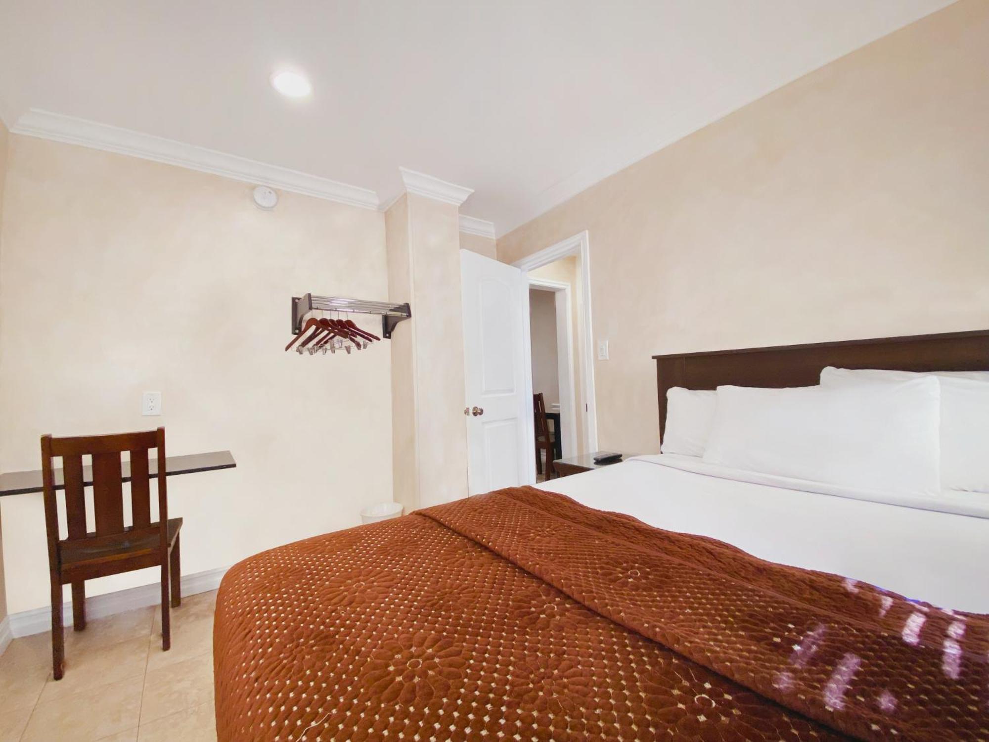 Connecting Suite,1543777969:JPEG