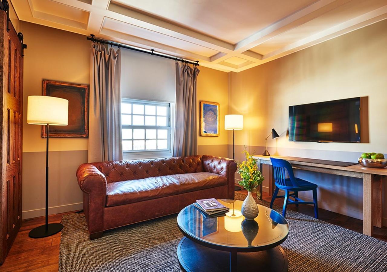 One-Bedroom Suite,1742621784:JPEG