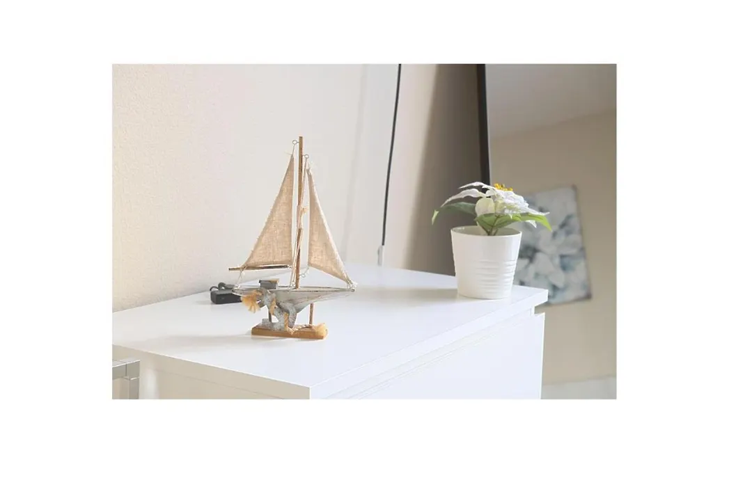 Private Bedroom And Bathroom In Shared 2 Bedroom Apartment In Venice - Pool - Hot Tub & Gym-1