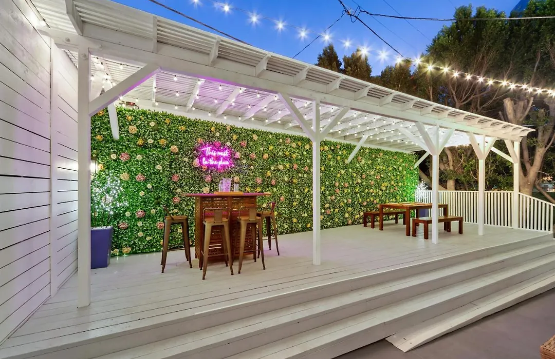 Universal Studios Villa With Pool & Guesthouse-1