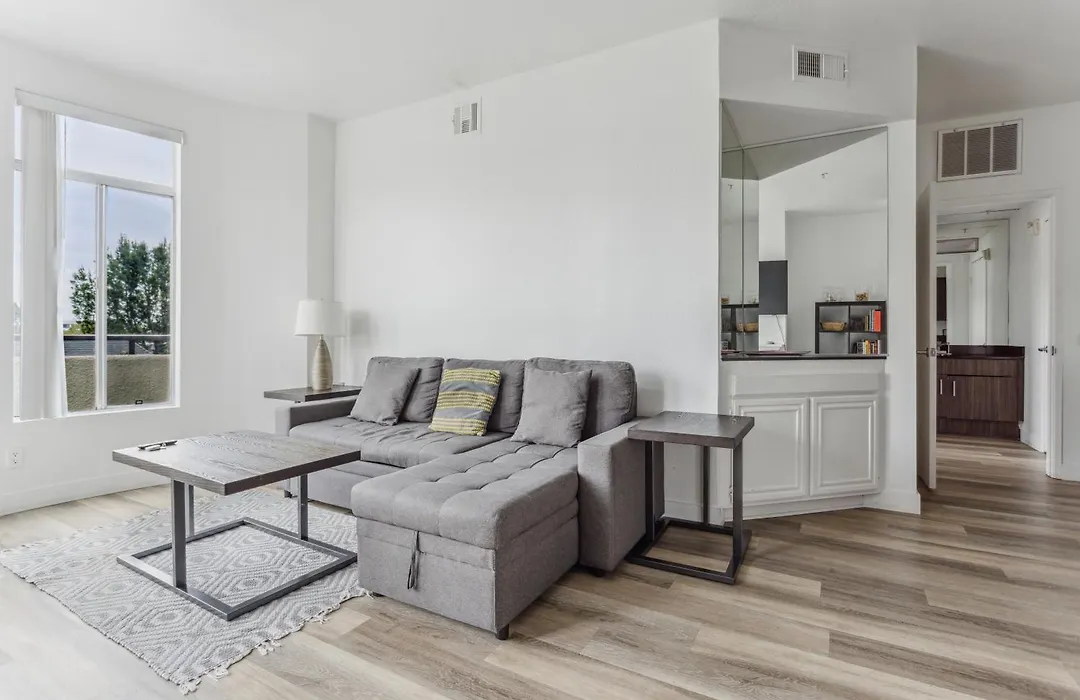 One Bedroom Remodeled Unit Central-1