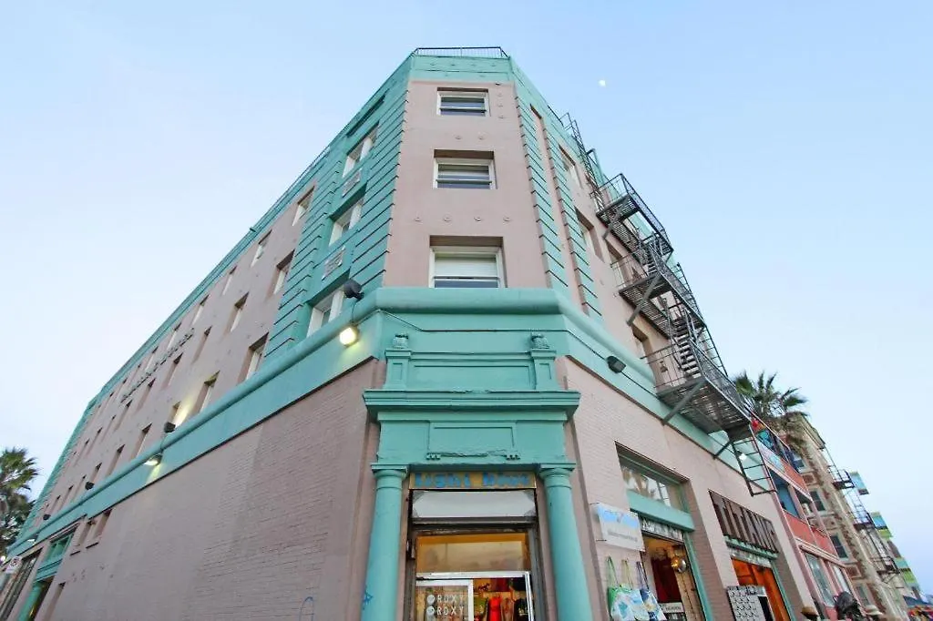 Cadillac Hotel-1