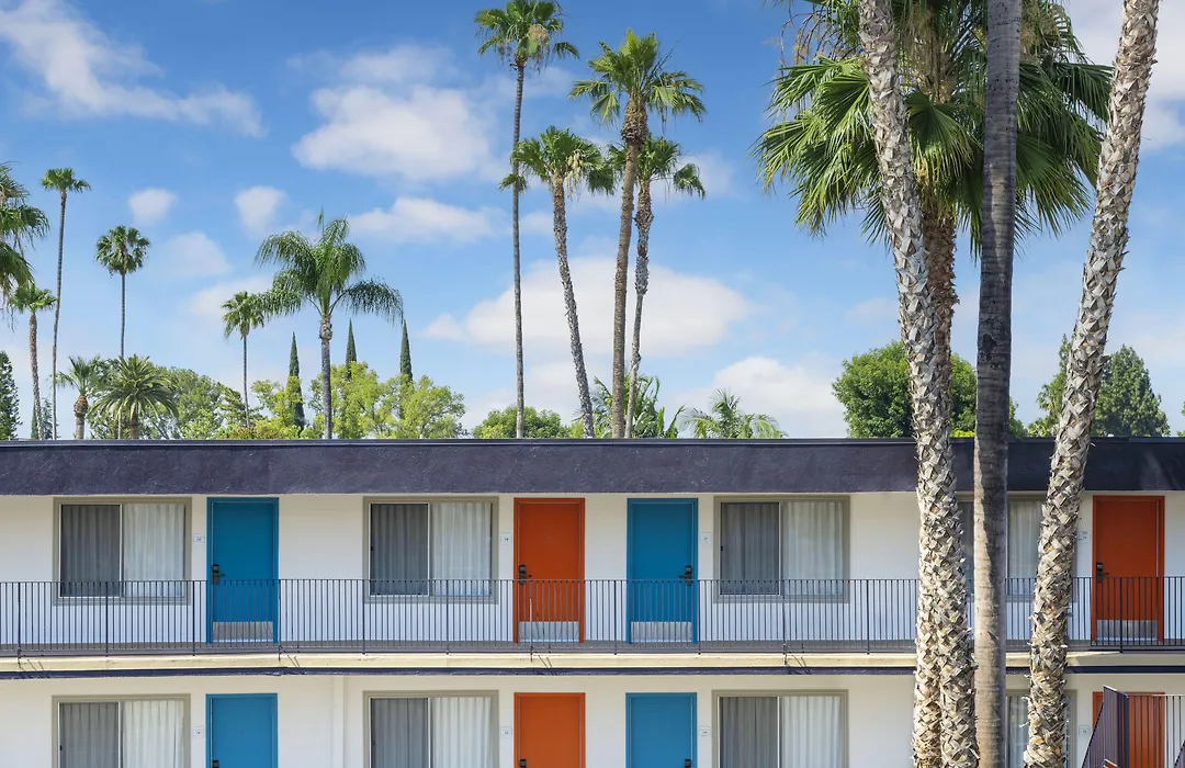 The Sojourn Los Angeles - Sherman Oaks-1