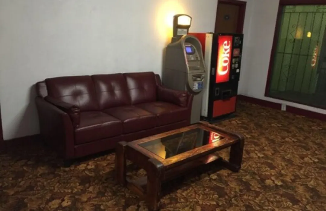 Roxy Hotel-1