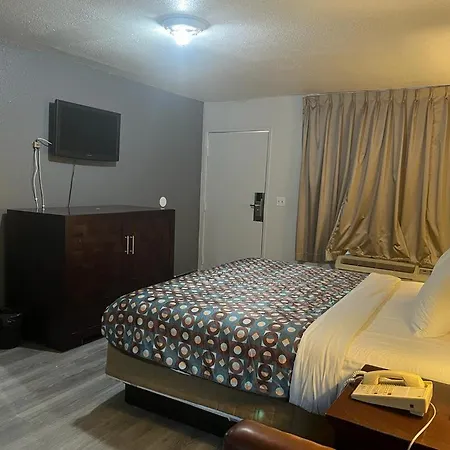 Goldstar Inn Motel-2