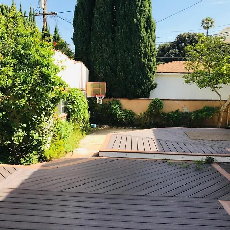 Cozy 2 Bedroom Guesthouse In Beverly Hills-3