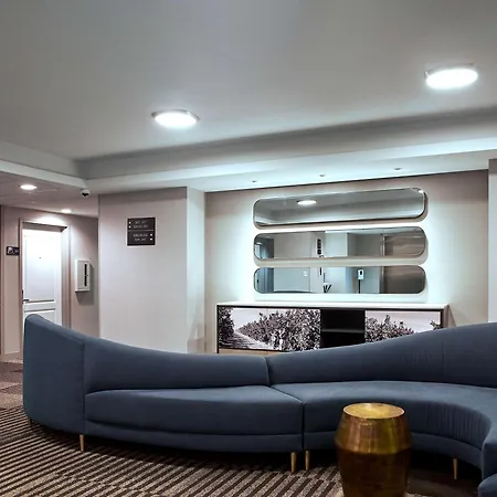 Hampton Inn & Suites Sherman Oaks-2