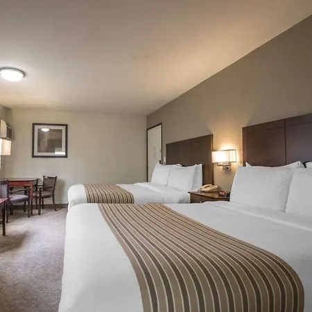 Rodeway Inn Convention Center-3