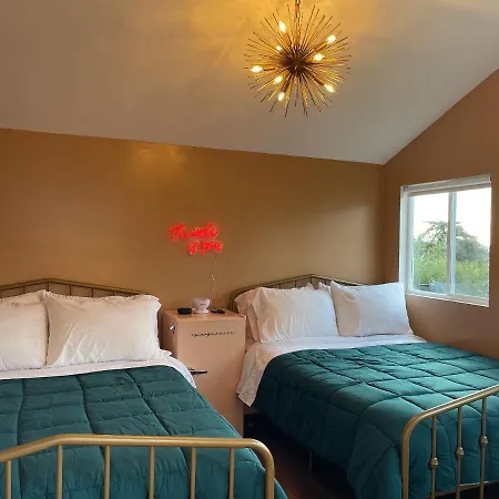 Glamping Hollywood Hills - Luxury Tiny House-2