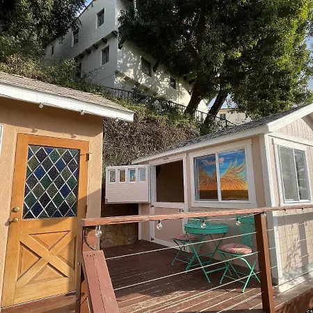 Glamping Hollywood Hills - Luxury Tiny House-3