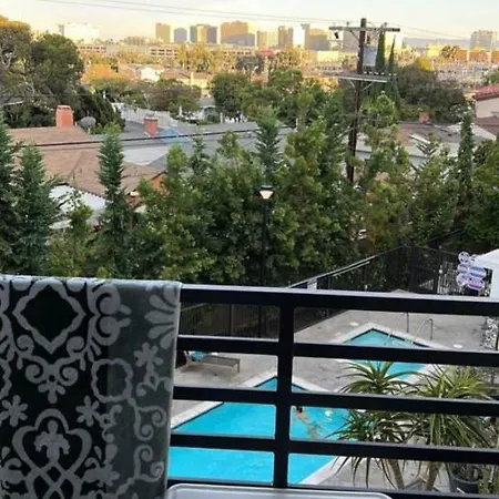 Lux Shared Room-3
