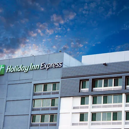 Holiday Inn Express Van Nuys, An Ihg Hotel Los Angeles