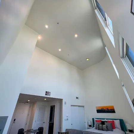 Luxury La Penthouse Prime Location Min From Hollywood And Downtown-2