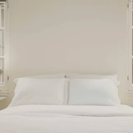 Spacious Apartment In The Heart Beverly Hills 3-2