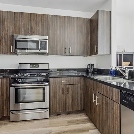 One Bedroom Remodeled Unit Central-2