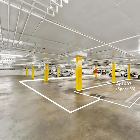 Beverly Hills Gem 1 Bedroom Apt With Parking 218-2