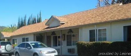 Rose Bowl Motel-3