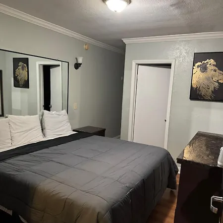 La Cienega Inn Motel-2
