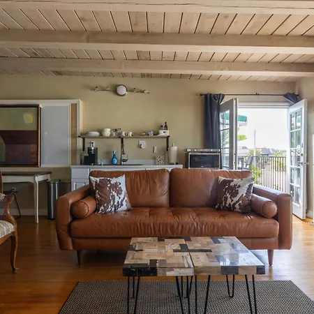 Overlooking Marina Del Rey Sailboats, Is Green Ginger Playa Del Rey On The Bluff,-3