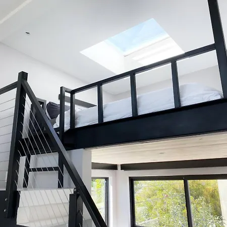 Bright European Loft In Venice Beach-2