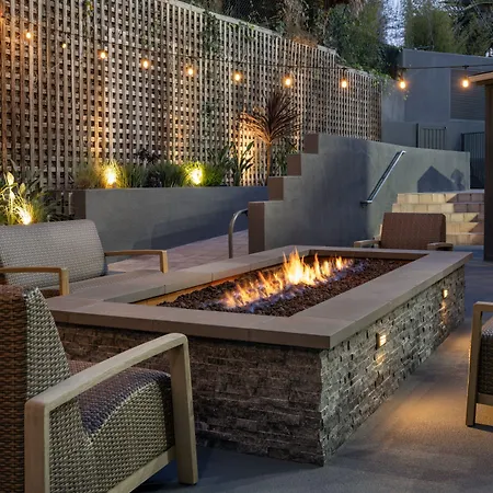 Courtyard Los Angeles Century City/Beverly Hills-3