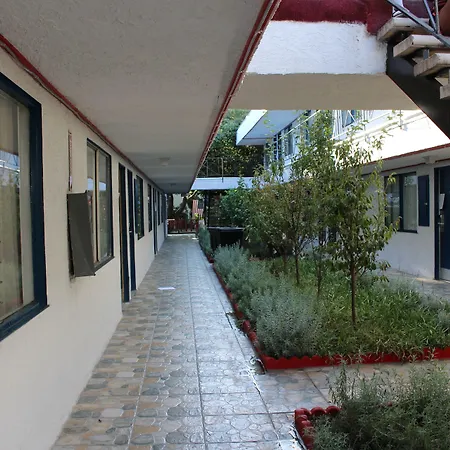 La Adventurer Hotel-2