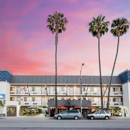 Travelodge By Wyndham Culver City-3