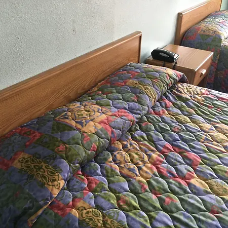Budget Motel-3