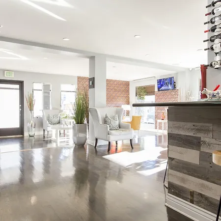 L.A. Sky Boutique Hotel-3