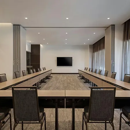 Ac Hotel By Marriott Beverly Hills-2