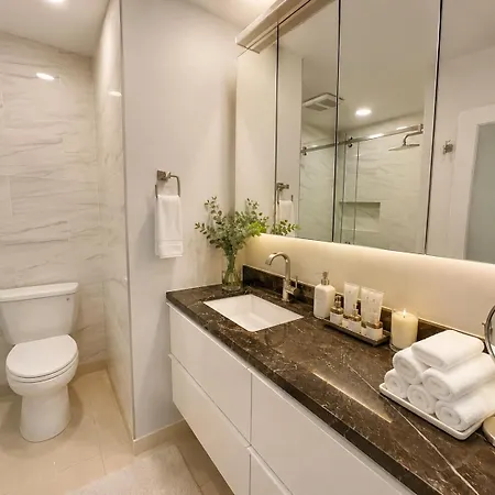 Luxury Beverly Hills 24 Hour Security Home 2 Bedrooms Perfect Location-3