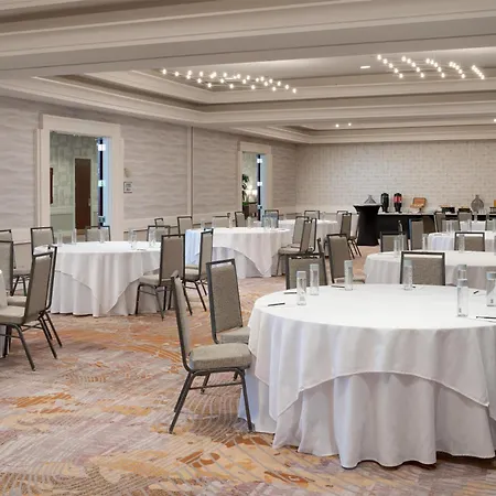 Hilton Woodland Hills/ Los Angeles-3