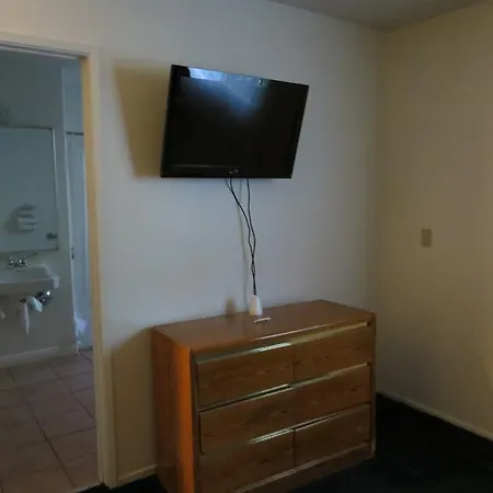 Jet Inn-3