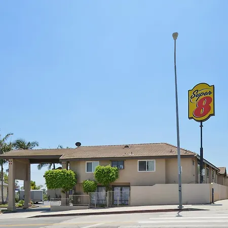 Super 8 By Wyndham Los Angeles/Alhambra-2