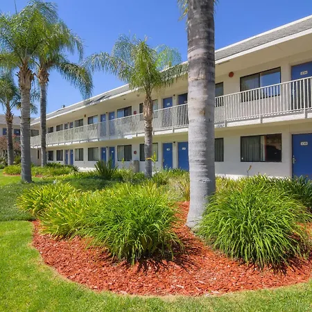 Vagabond Inn Sylmar-2