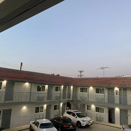 Golden West Manor Motel-3